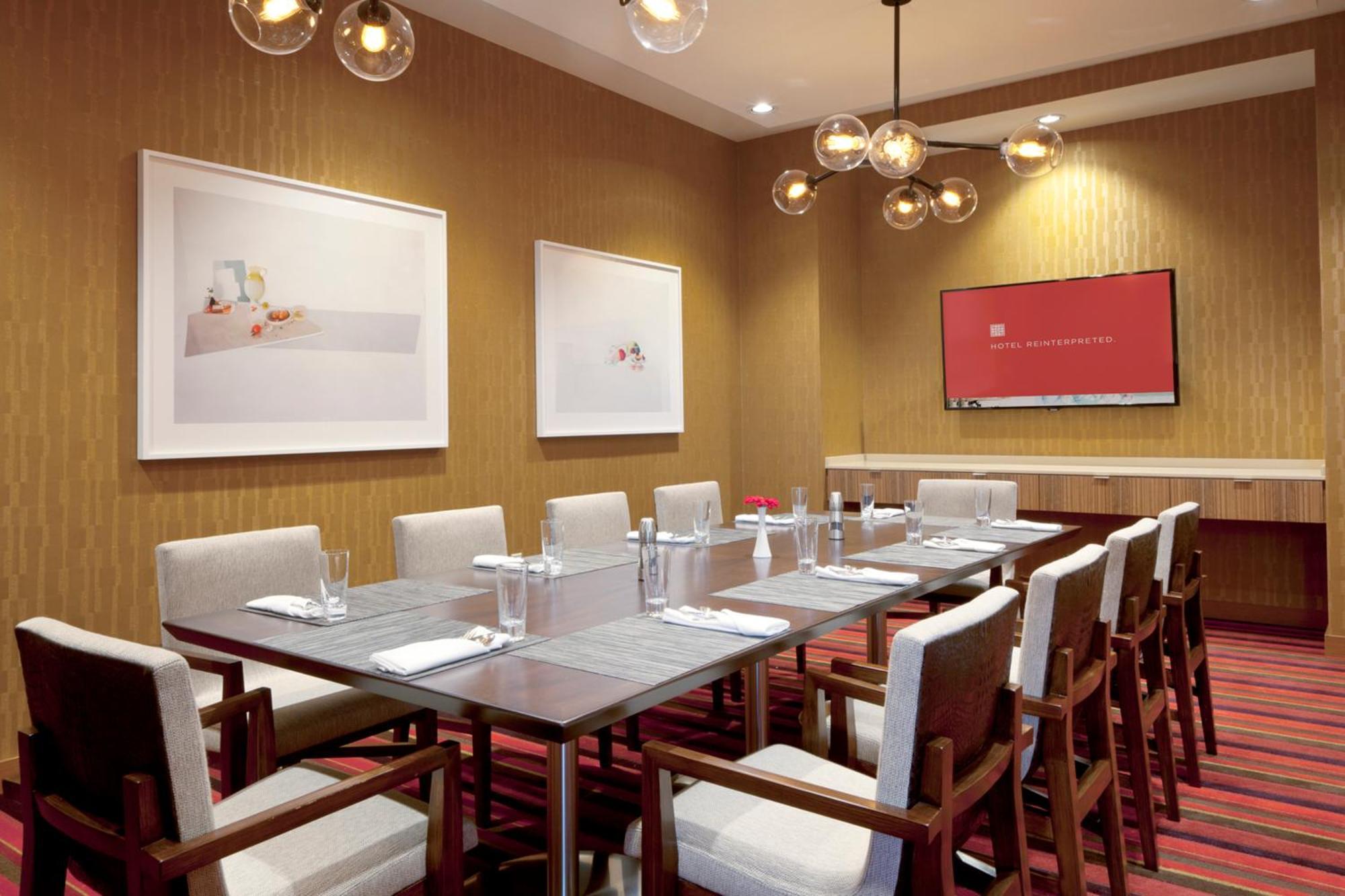 The Alexander Hotel Indianapolis Ngoại thất bức ảnh