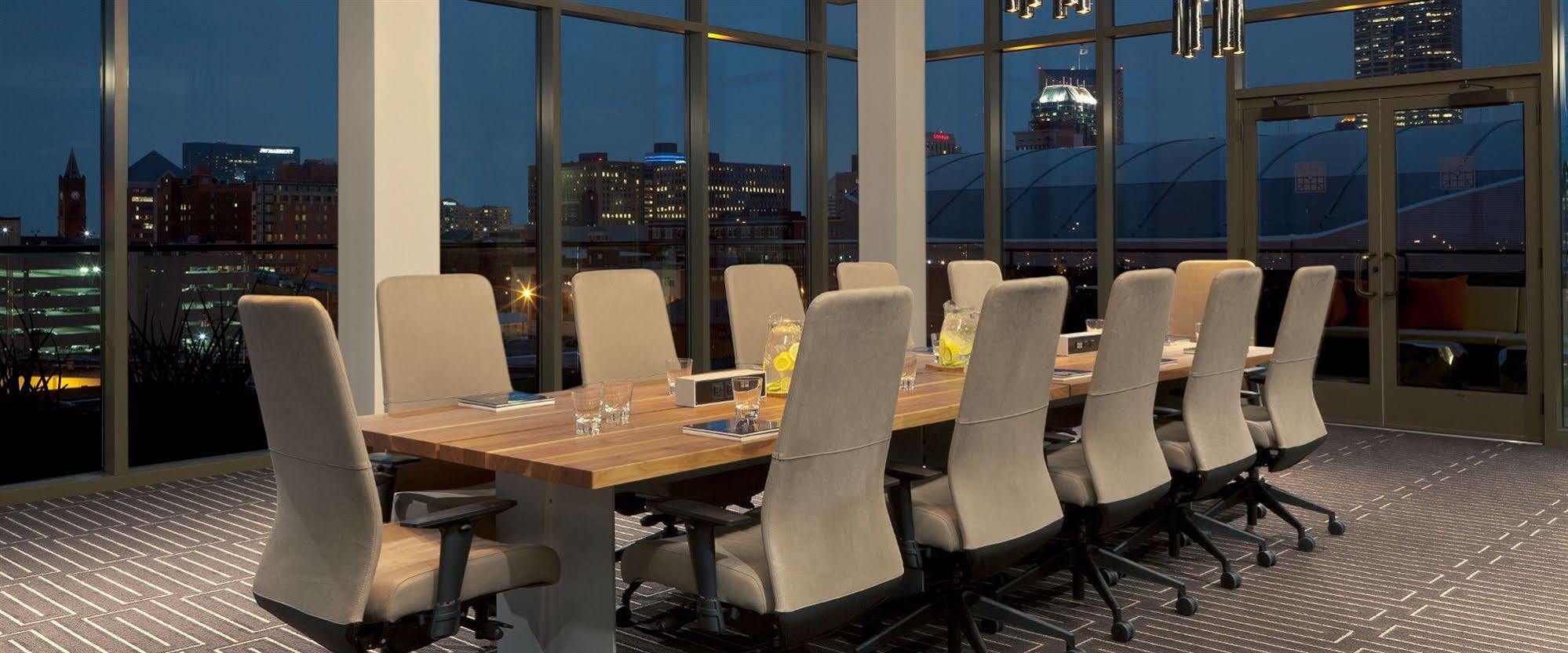 The Alexander Hotel Indianapolis Ngoại thất bức ảnh
